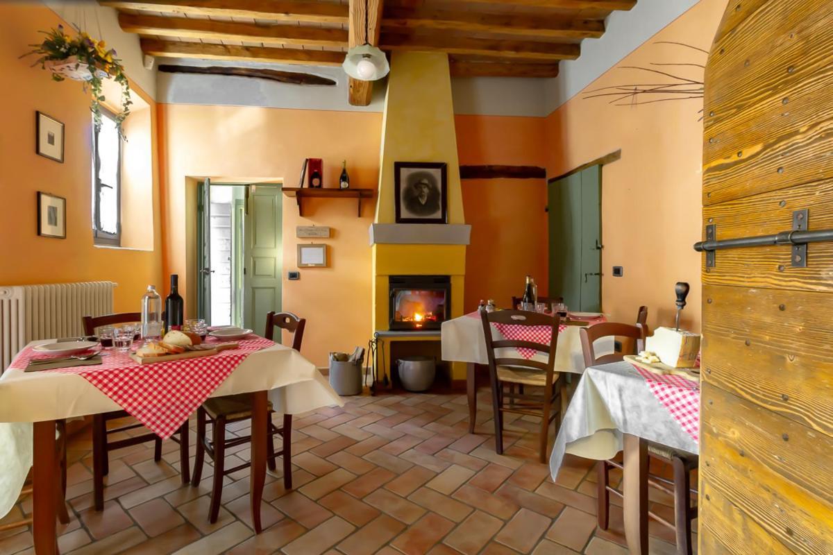 Le Ferrerie Agriturismo Fattoria Marchesini Praticello di Gattatico ภายนอก รูปภาพ